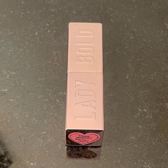 Too Faced Lady Bold Lipstick - Picture 5 of 8